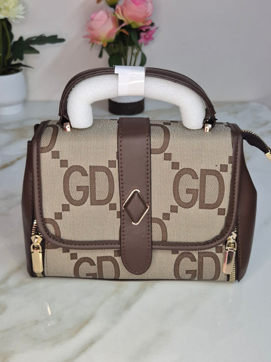 Elan Crossbody Sling