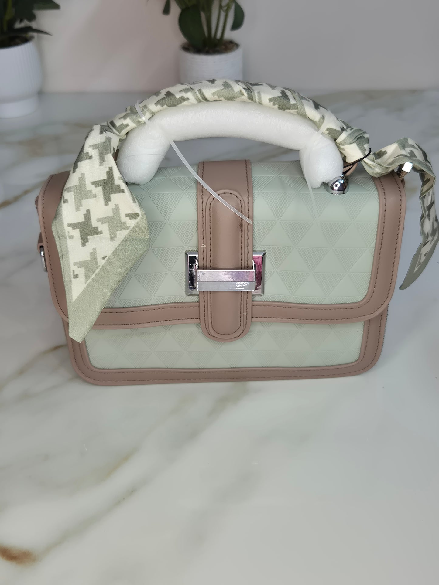 Ellara Ribbion Sling