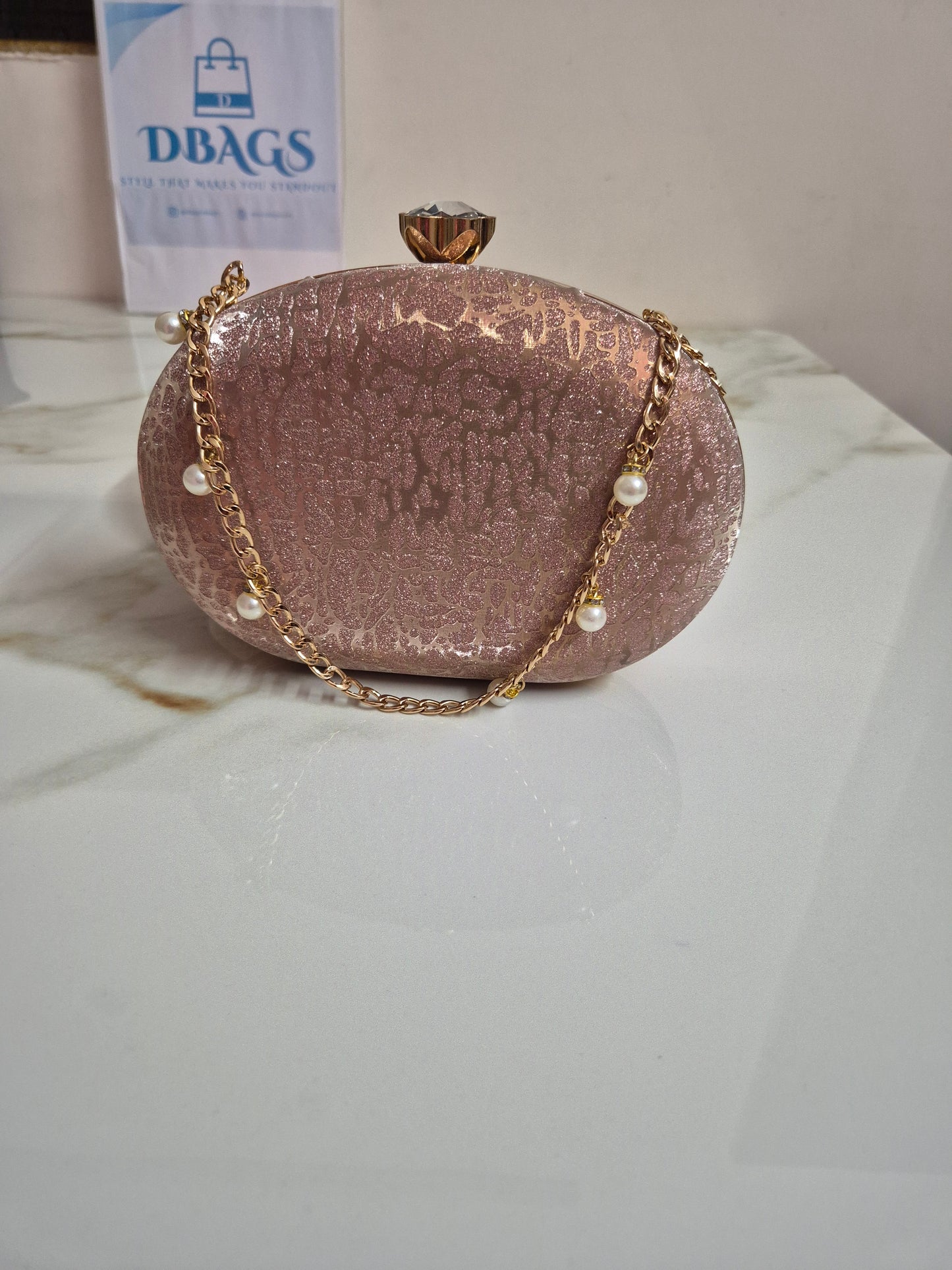 Glamour Glow Clutch