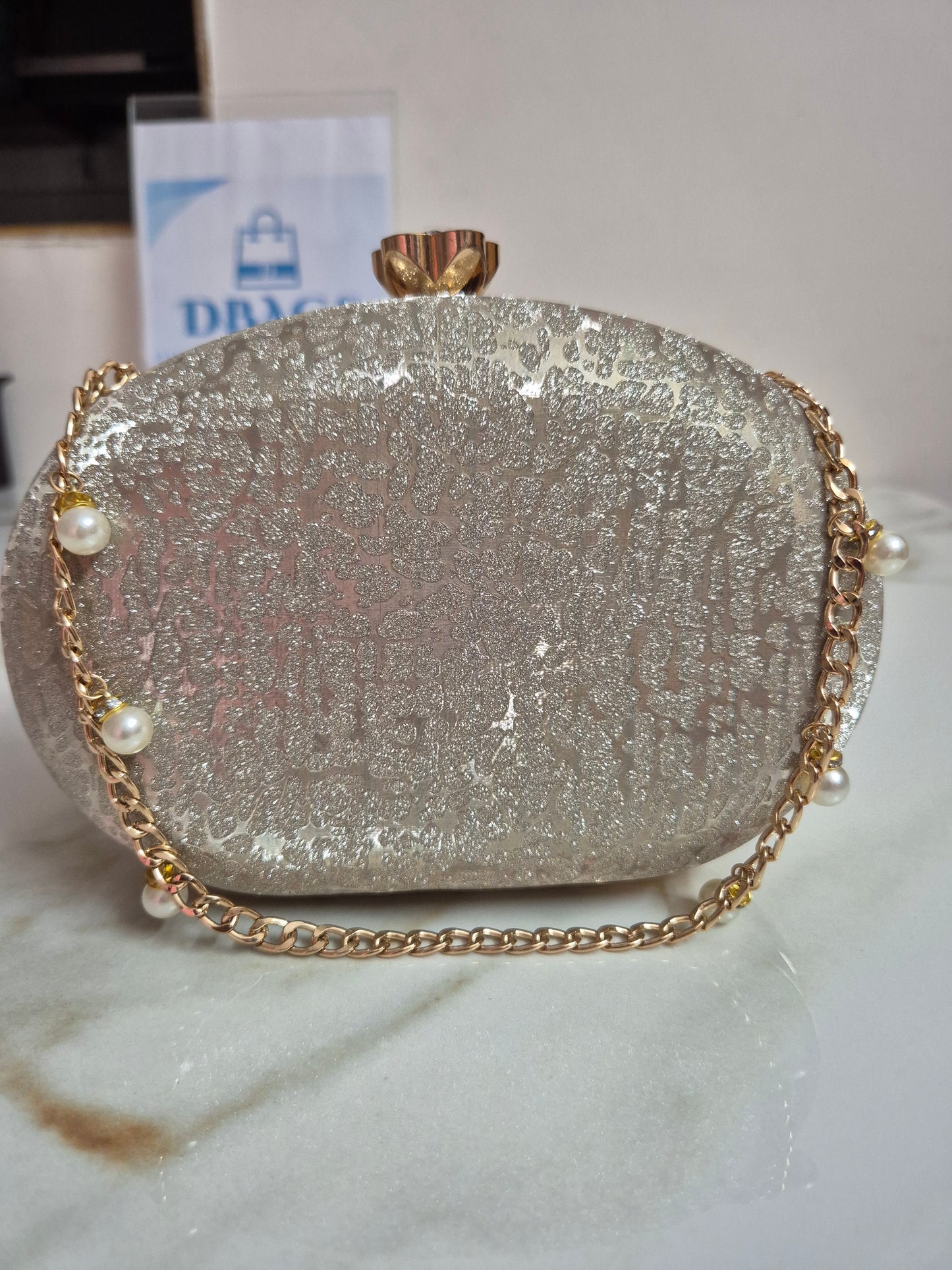 Glamour Glow Clutch
